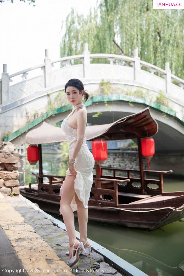   [XiuRen]高清写真图 2023.09.25 No.7435 严利娅Yuliya 旗袍美臀第20张图片
